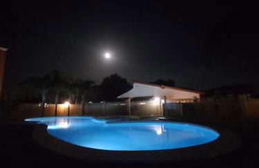 Casa Gloria con gran patio y acceso directo a piscina - Foto 16