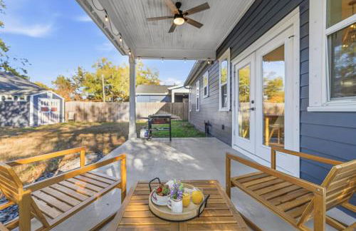 Design-Forward New Build 3BR2BA Seminole Heights - Foto 59