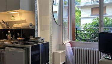 jolie studette simple et équipée st mande proche bois et transports - Foto 5