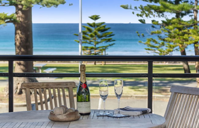 Beachfront on Golden Mile - Photo 13