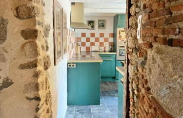 Manoir médiéval art déco - Logis des 3 Artistes - Photo 10