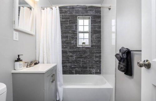 Queen Bed Apt in West Hartford - Foto 8