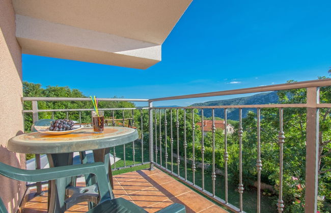 Adorable Holiday Home With Private Pool & Terrace With Barbecue - Foto 23