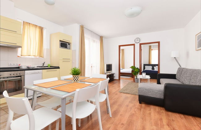 Lord Residence - Photo 17