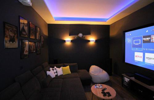 VILLA STOZAK, private heated pool, cinema room and sauna, 7 km from beach - Photo 30