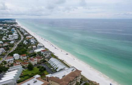 Stunning Stayin' Sandy-Private POOL & Walk to Beach! - Foto 53