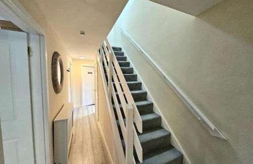 Stylish & Spacious 4 Bedroom House - Foto 13