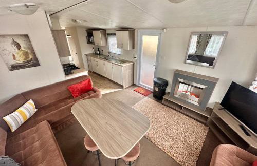Delta, Bromley 4-Bedroom Located in Uddingston, Glasgow at Maryville Caravan Site - Photo 22