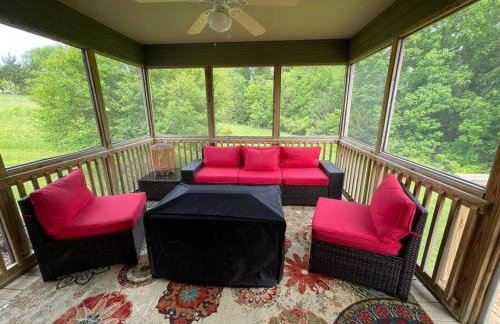 Gorgeous cabin 3bdrm/3bth, hot tub, fireplace, kid/pet friendly - Foto 13