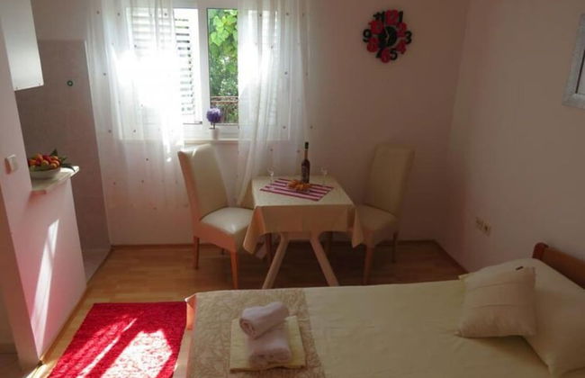 Apartments Franka - Studio With Terrace and Sea View - Photo 12