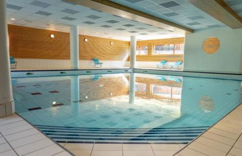 APT T2 4 COUCHAGES dans RES. 4 * - BALCONS des AIRELLES (1800) coeur de station - Photo 10