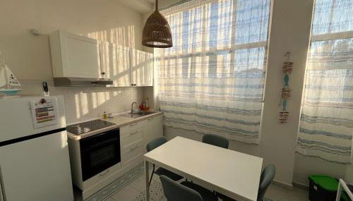 A 2 passi dal mare - grazioso trilocale a Locri - Foto 3, stove