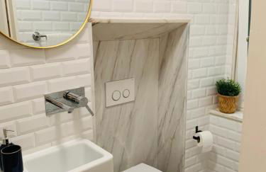 Modern Boutique Apartment in the Heart of Alfama - Foto 16