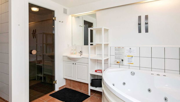 6 Person Holiday Home in Blavand - Foto 4, Interior