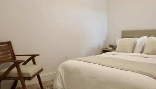 Emerald Oasis Cozy Living with Pet Park - Foto 5