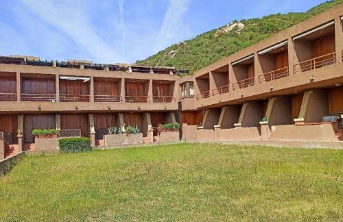 Apartment Near Golfo di Cugnana - Photo 1