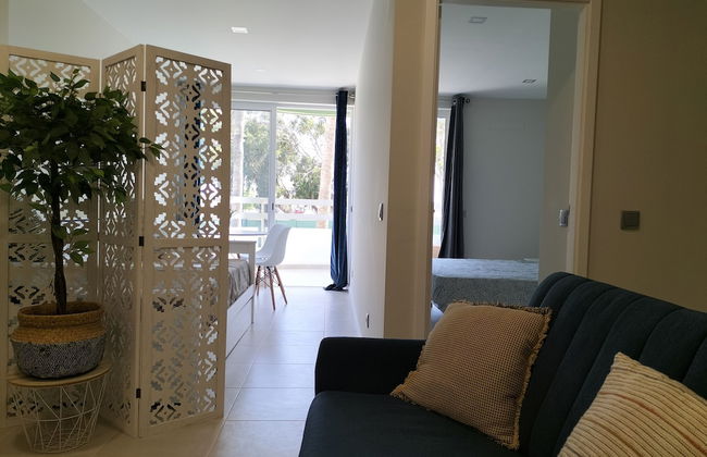 Amazing Green Tower 3 Castle Flat With Balcony - Photo 19