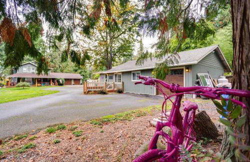 Hot Tub and Fire Pit Access! Peaceful Renton Retreat - Foto 26