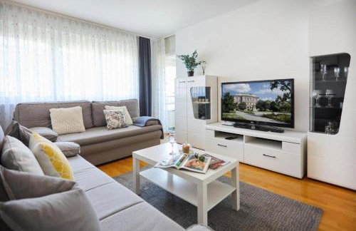 Apartment MADRAL - Photo 1