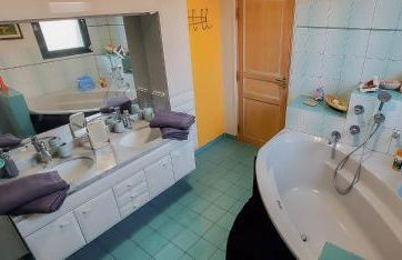 Villa Margrit, escapade en bord de mer et détente dans la piscine chauffée - Foto 15