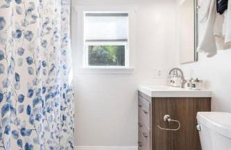 Foxfire - Secluded Zen Retreat with Spa & Views - Photo 9