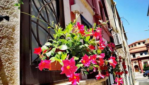 Casa in centro con parcheggio custodito gratuito - Foto 5