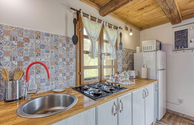 Rural House With Wellness - Photo 11