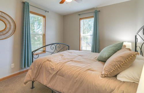 Lake View Dog-Friendly Home with Yard and Fire Pit! - Photo 14