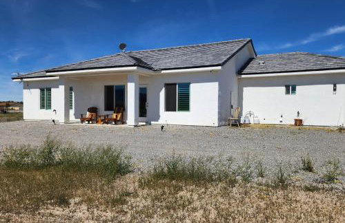 Serene Pahrump Cottage with Mountain Views! - Foto 3