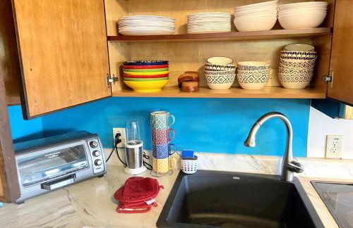 THE HONOMU HOUSE - Gorgeous, Spacious 4Bd2Ba Home near Waterfalls and Hilo, Sleeps 12! - Foto 15