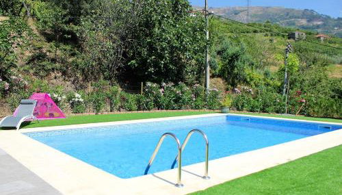 Peaceful villa in São Martinho de Mouros with private pool - Foto 3