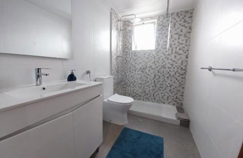 Green & Blue 3 Bedrooms - Photo 35