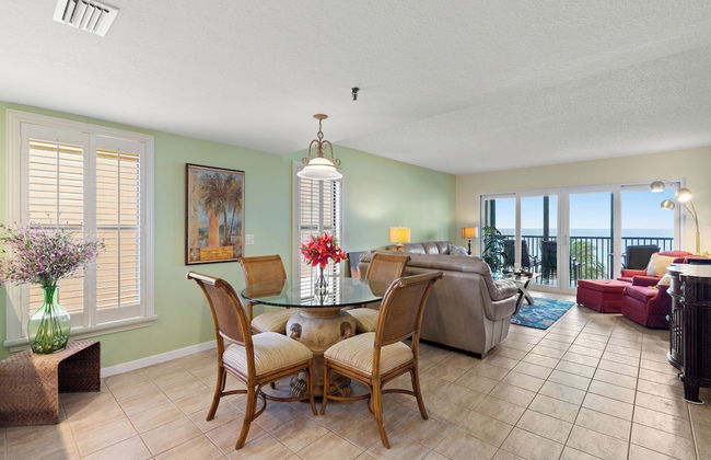 Reflections on the Gulf - Foto 7