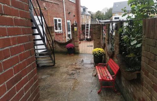 Modern 2 bedroom flat by Dover Port, Castle& Sea! - Foto 33