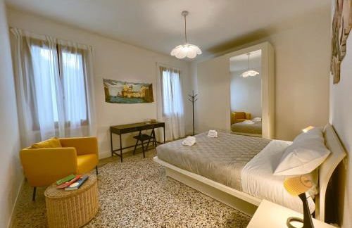 Splendid “True Venice Apartment” overlooking water - Foto 12