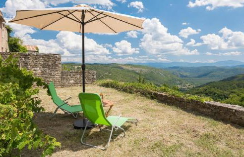 2 Bedroom Beautiful Home In Oprtalj - Foto 7