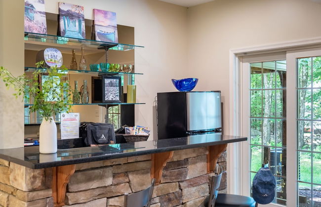 Highland Hideaway by Avantstay Group Poconos Retreat w Patio Game Room - Foto 19