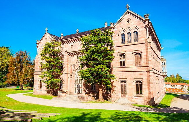 Santander : Le Capricho de Gaudí, Santillana et la forêt de séquoias - Photo 3