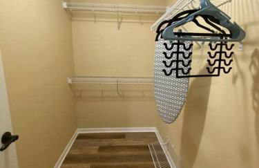 Sundance' Acres Peaceful and Private New House with Hot Tub and Fire Pit - Photo 34