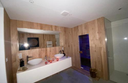 Élégant chalet contemporain - sauna - piscine -10p - Foto 45