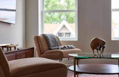 Sunny 2BR Loft • Work Relax Minutes to NYC - Foto 3