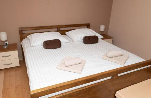 Five Bedroom Villa With Pool - Foto 16