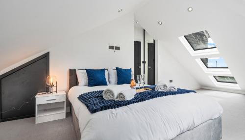 Stunning Penthouse-Style 2-Bed Uxbridge - Foto 3