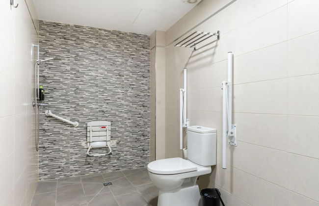 Limehome Madrid La Bolsa - Photo 52