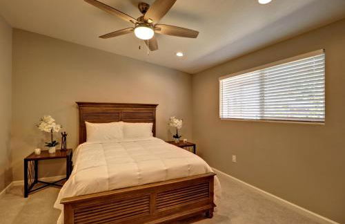 Modern Mini Golf Oasis - Foto 47