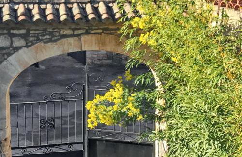 Maison accueillante à Orgnac-l'Aven avec piscine partagée - Foto 25