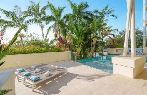 Hemingway 3 Bedroom Condo 2 Blocks from the Beach - Photo 26