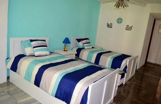 Tu Casa En Zona Hotelera a una Cuadra de la Playa - Foto 12
