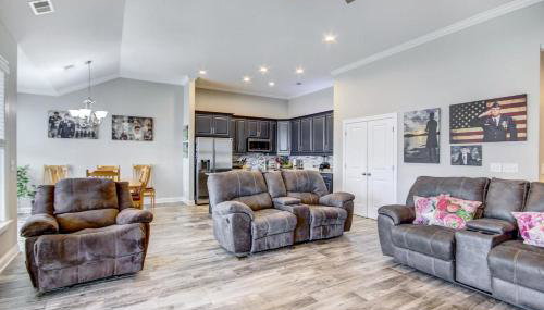 Lakefront Leesville Retreat w/ Private Dock! - Foto 4