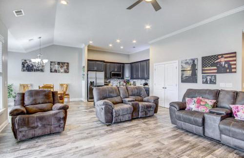 Lakefront Leesville Retreat with Private Dock! - Foto 4